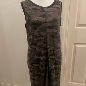 Democracy T-shirt Dress With Pockets Green Camo Size M